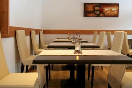 Speisezimmer Bild 6