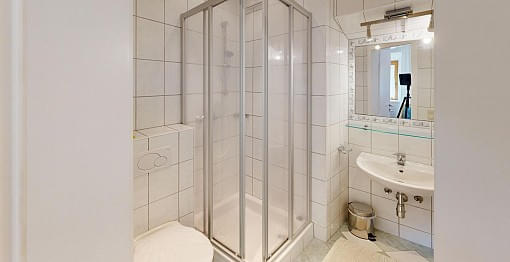 landgasthausdorfstadlbathroom_2.jpg